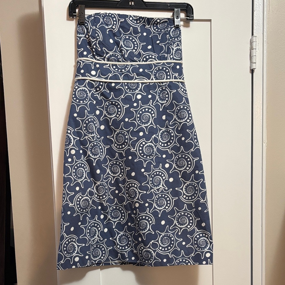 Blue & white mini dress - vineyard vines-inspired look